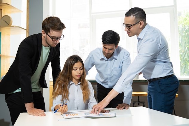 Internal Succession vs. Selling the Business: Which Path Fits Your Goals?